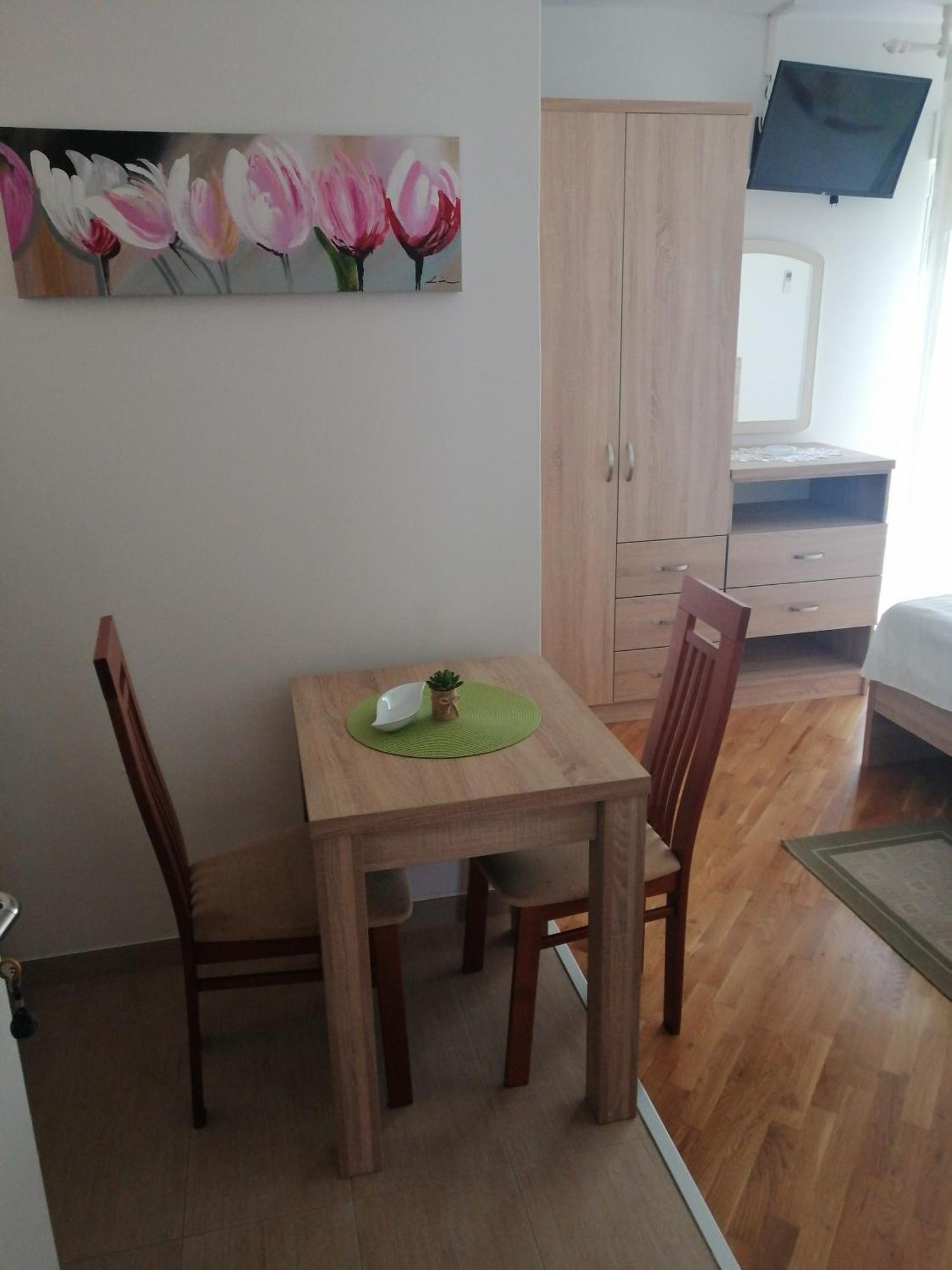 Apartman Branka 라브 외부 사진